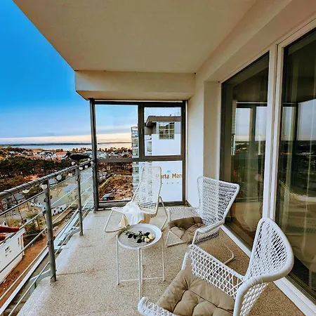 White Suite, 50 Meters To Beach, 10th Floor, Beautiful View, Baltic Apartment