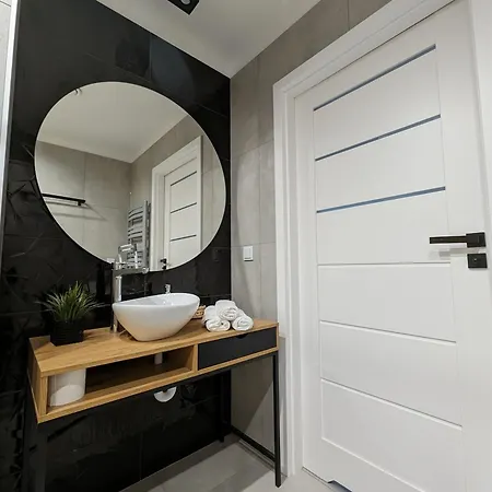 White Suite, 50 Meters To Beach, 10th Floor, Beautiful View, Baltic