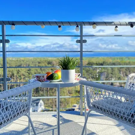 White Suite, 50 Meters To Beach, 10th Floor, Beautiful View, Baltic Апартаменты *