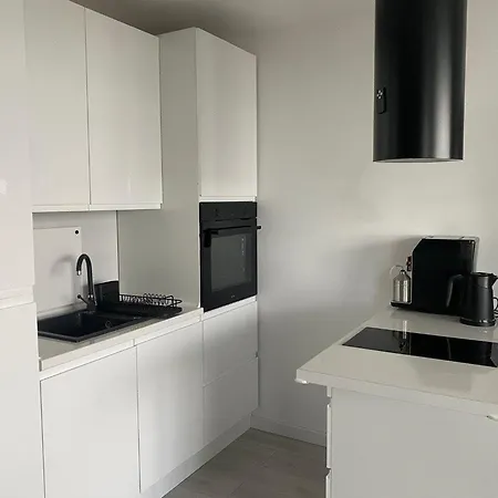 White Suite, 50 Meters To Beach, 10th Floor, Beautiful View, Baltic * Дзивновек