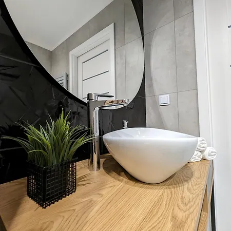 White Suite, 50 Meters To Beach, 10th Floor, Beautiful View, Baltic